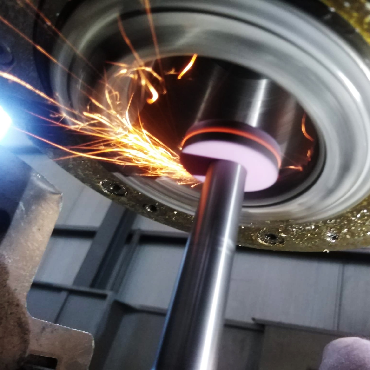 Spindle Konik Taşlama
